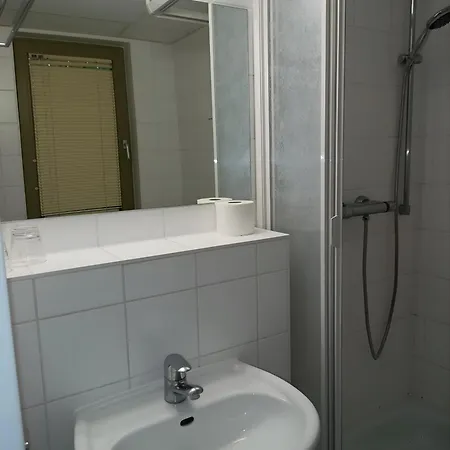 Am Seeberg 招待所 3*
