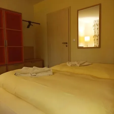 Am Seeberg 招待所 3*